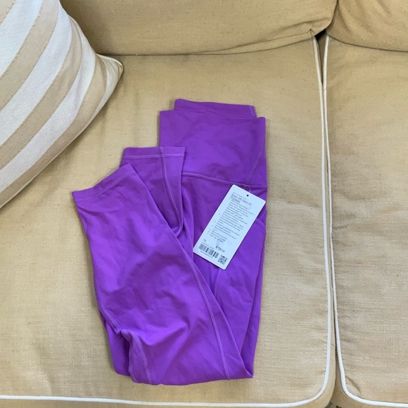Lululemon Align pant New with Tags - Picture 2 of 3